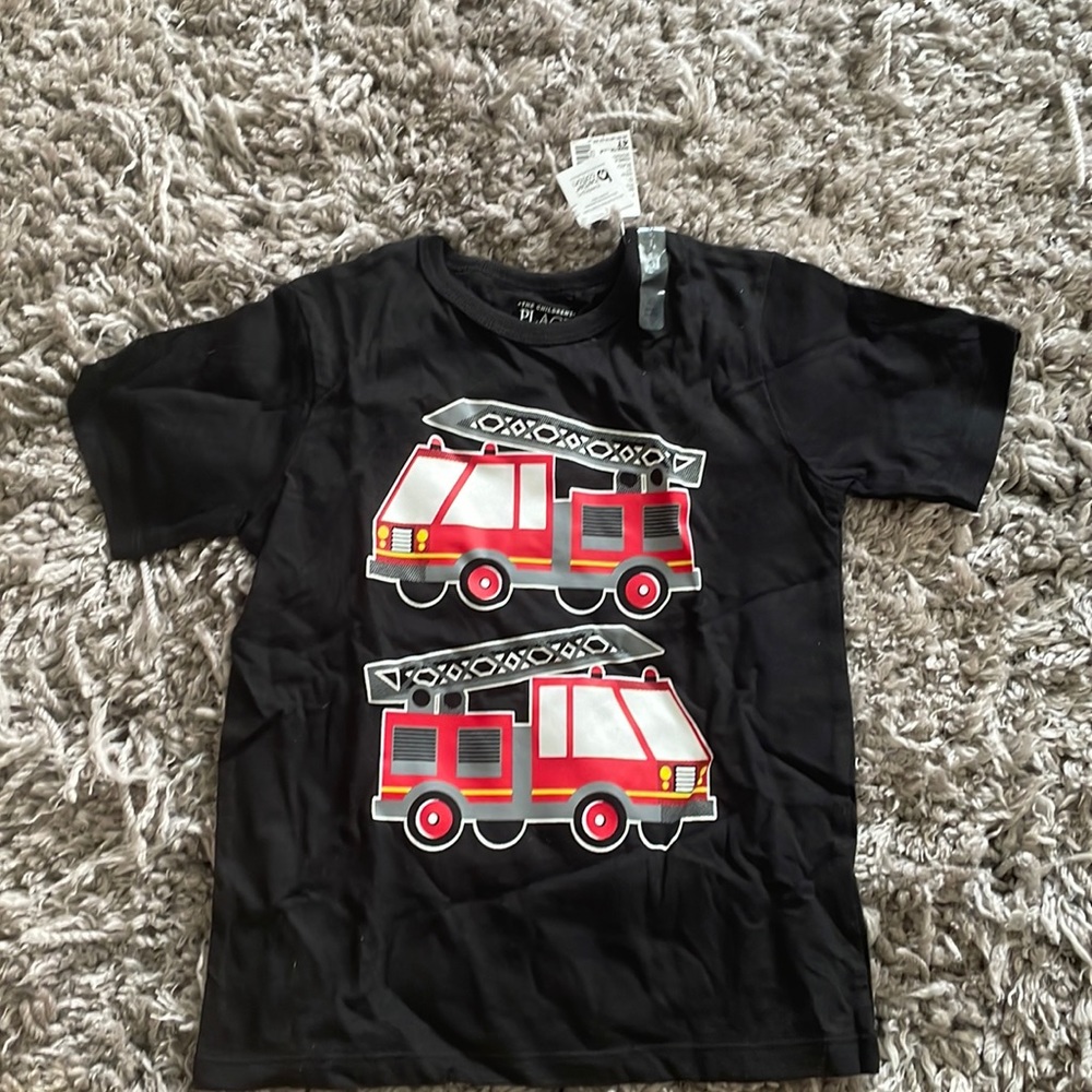 The Children’s Place black fire truck t-shirt 4T